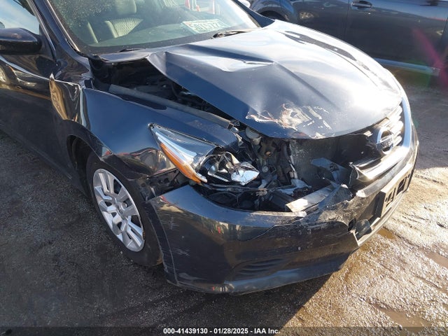 Nissan Altima 2.5 S 2017 1N4AL3AP1HN362853 Image 17