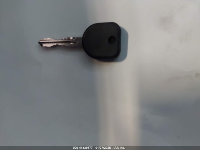 2G1WB5E36E1124573 Chevrolet Impala Limited Lt