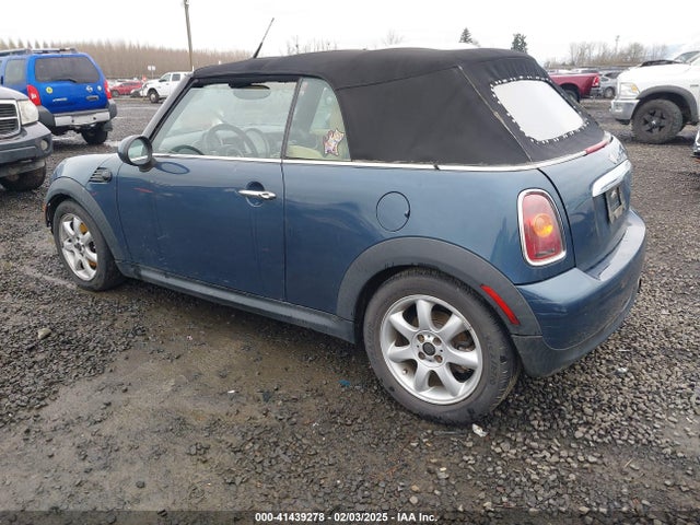 2009 MINI COOPER WMWMR33519TU96578 Photo 2