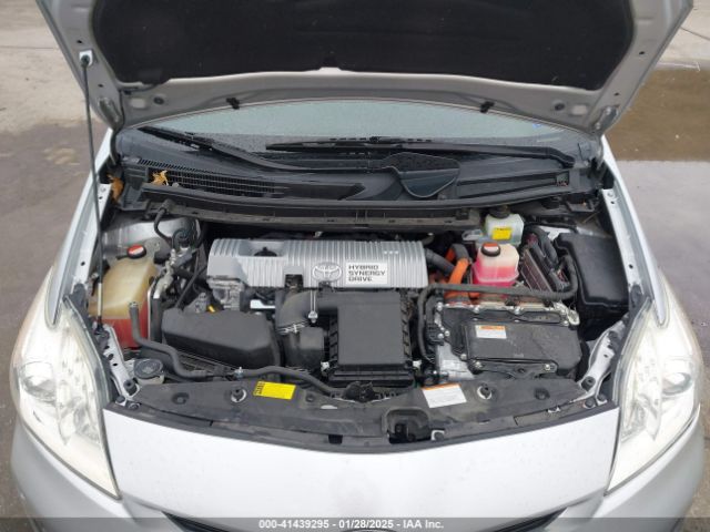 JTDKN3DU7F1942591 Toyota Prius