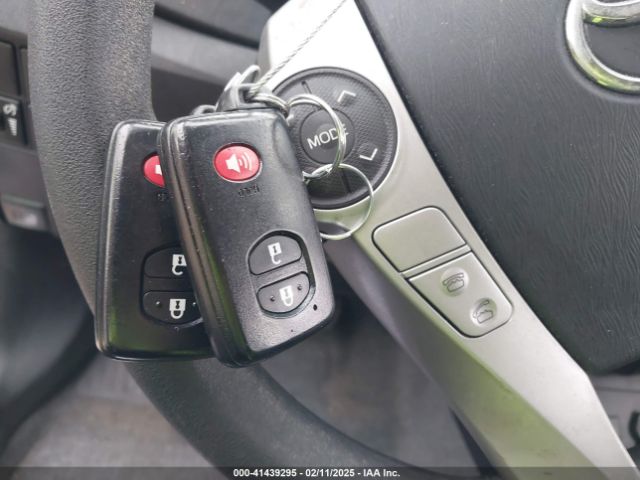 JTDKN3DU7F1942591 Toyota Prius