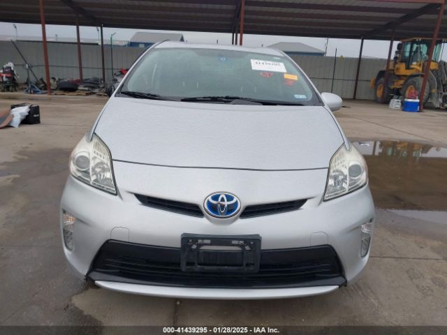JTDKN3DU7F1942591 Toyota Prius