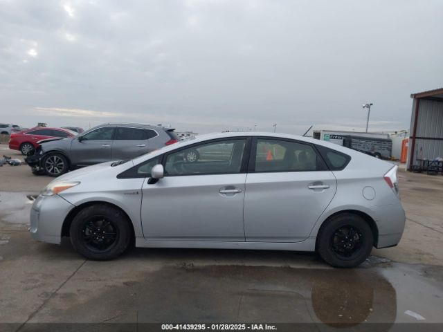JTDKN3DU7F1942591 Toyota Prius