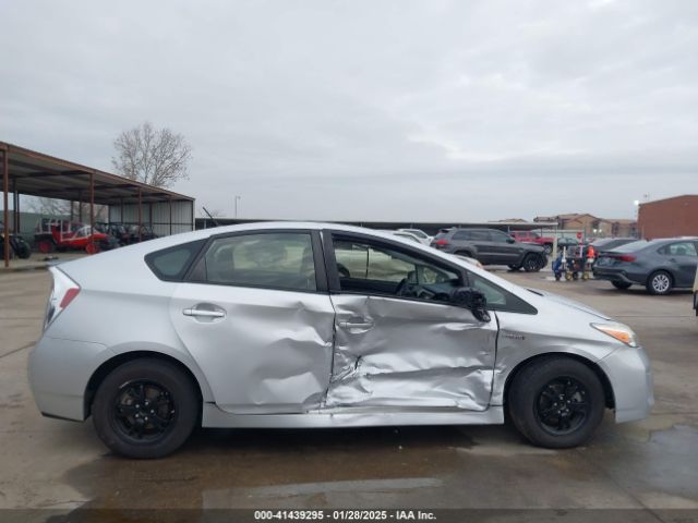 JTDKN3DU7F1942591 Toyota Prius