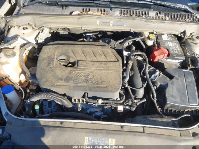 3FA6P0HD6JR161635 Ford FUSION SE