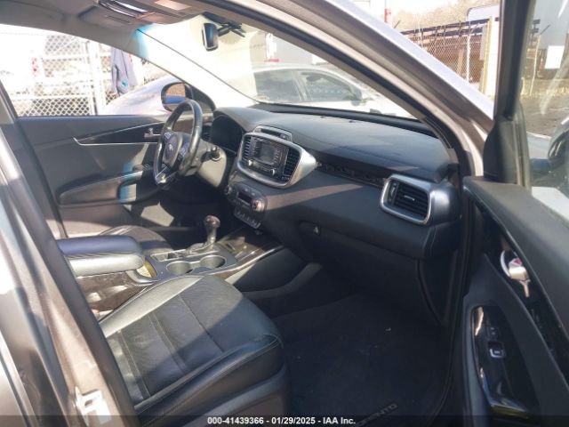 5XYPHDA56GG146755 KIA Sorento 3.3l Ex