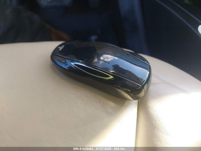 2014 TESLA MODEL S 5YJSA1H13EFP58870 Photo 10