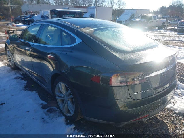 2014 TESLA MODEL S 5YJSA1H13EFP58870 Photo 2