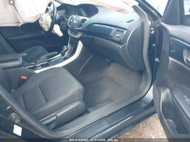 1HGCR2F55FA234219 Honda Accord Sport
