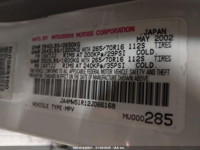 2002 MITSUBISHI MONTERO JA4MW51R12J066168 Photo 8
