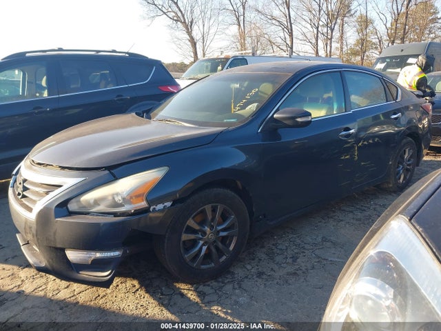 Nissan Altima 2.5 S 2015 1N4AL3AP5FC474130 Image 2