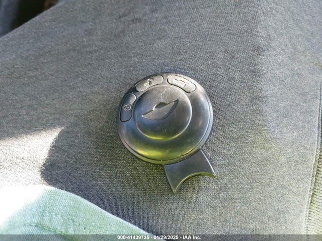 2008 MINI COOPER WMWMF33568TU68217 Photo 10