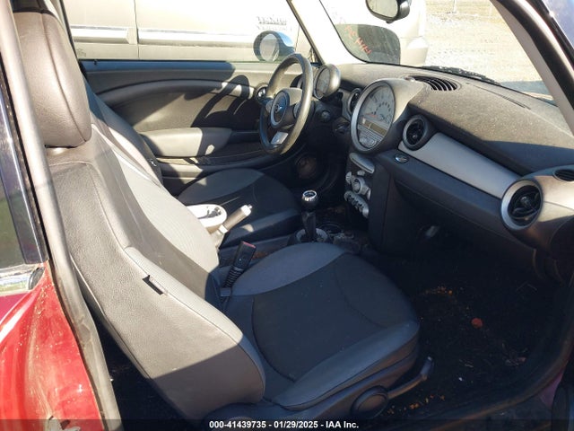 2008 MINI COOPER WMWMF33568TU68217 Photo 4
