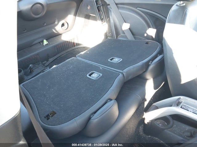 2008 MINI COOPER WMWMF33568TU68217 Photo 7