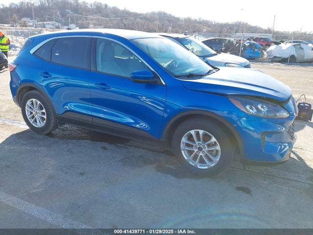 Ford ESCAPE SE 2020 1FMCU0G6XLUC39351 Image 1