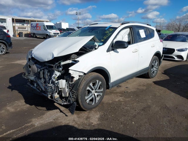 Toyota RAV4 LE 2017 JTMBFREV1HJ136370 Image 2