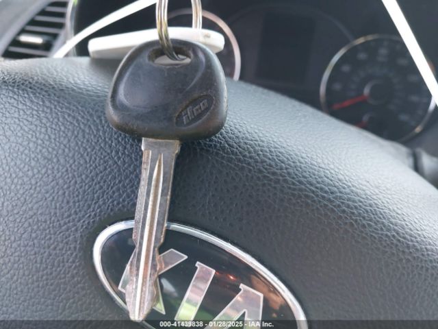 KNAFX4A87E5159266 KIA FORTE EX