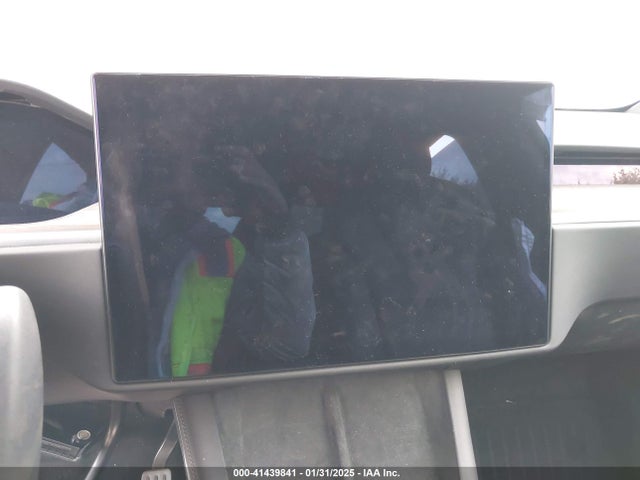 2022 TESLA MODEL X 7SAXCAE52NF341265 Photo 6