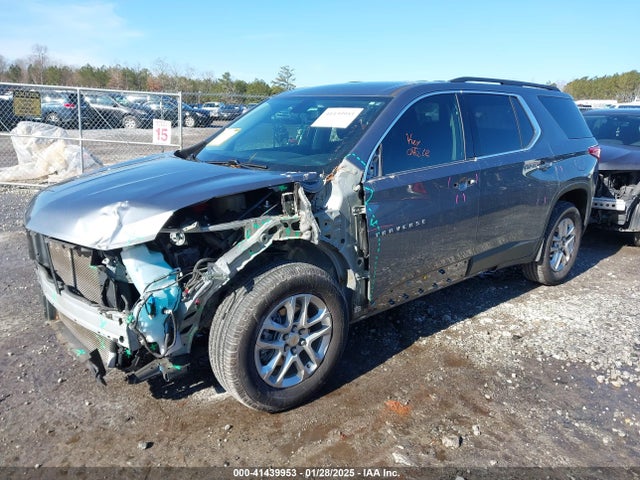 1GNERGKW9MJ210996 Chevrolet Traverse Fwd Lt Cloth