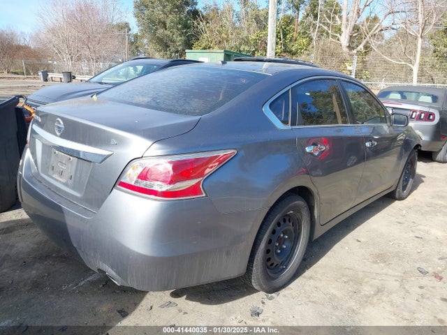 Nissan Altima 2.5 S 2015 1N4AL3AP4FC216942 Image 4