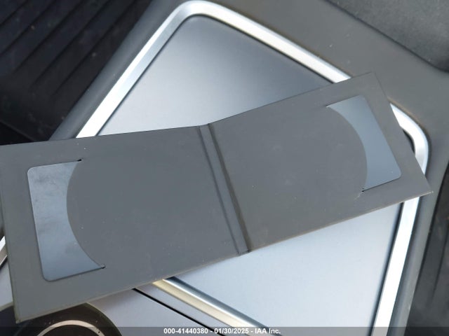 2021 TESLA MODEL 3 5YJ3E1EB5MF061236 Photo 10