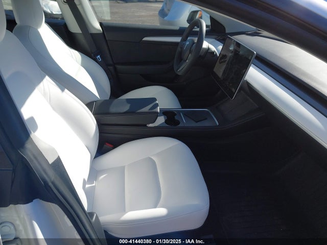 2021 TESLA MODEL 3 5YJ3E1EB5MF061236 Photo 4