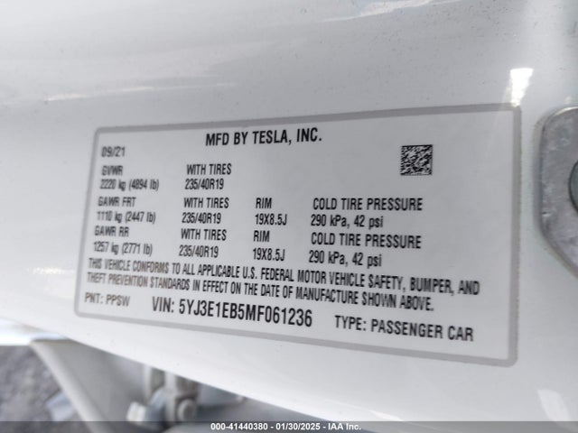 2021 TESLA MODEL 3 5YJ3E1EB5MF061236 Photo 8
