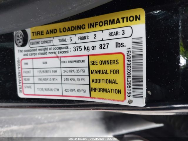 1FADP3E2XHL295195 Ford FOCUS S