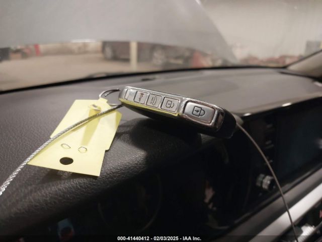 5XXG14J22NG131083 KIA K5 LXS