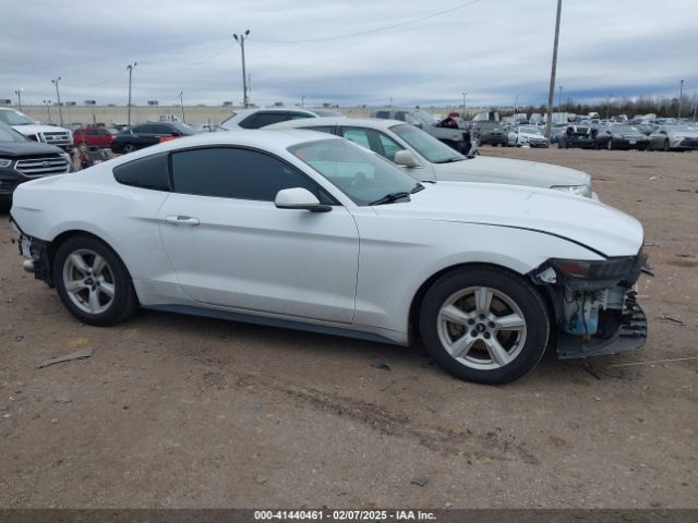 1FA6P8AM3G5235744 Ford Mustang V6