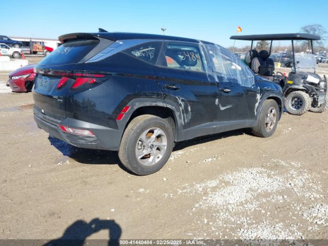 5NMJACDEXRH401870 Hyundai TUCSON SE