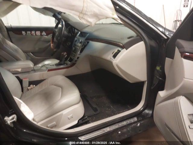 2011 CADILLAC CTS 1G6DG5EY4B0126831 Photo 4
