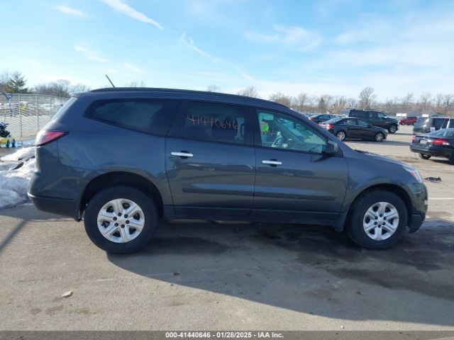 1GNKRFKD2EJ157233 Chevrolet Traverse Ls