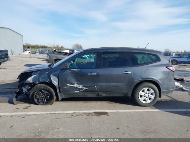 1GNKRFKD2EJ157233 Chevrolet Traverse Ls