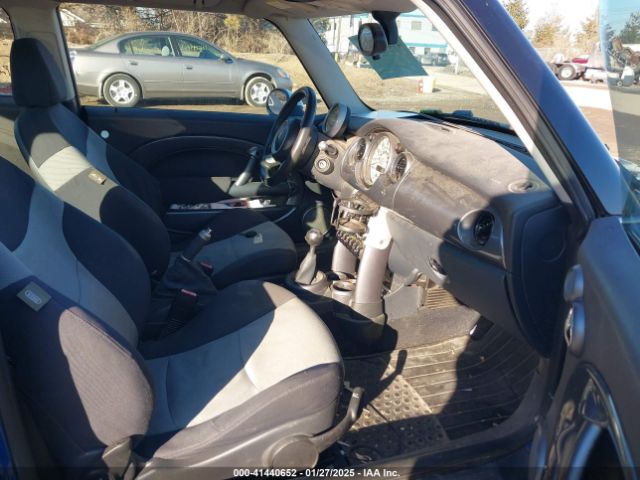 2005 MINI COOPER S WMWRE33465TD95588 Photo 4