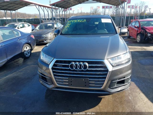 WA1LAAF75KD009898 Audi Q7 55 Premium/55 Se Premium
