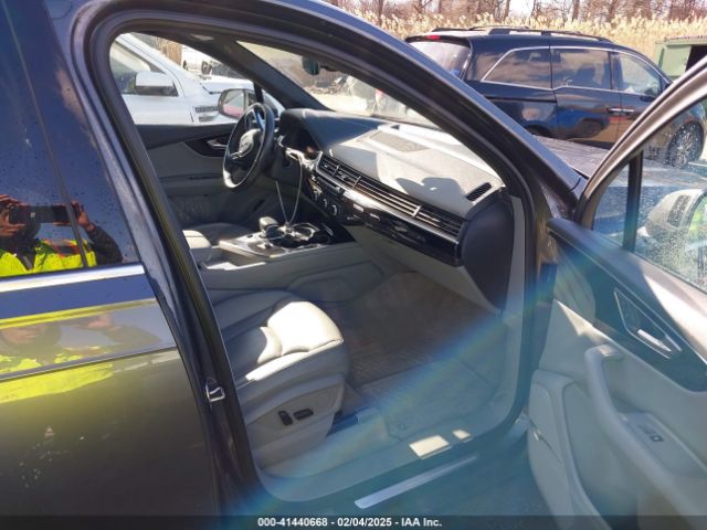 WA1LAAF75KD009898 Audi Q7 55 Premium/55 Se Premium