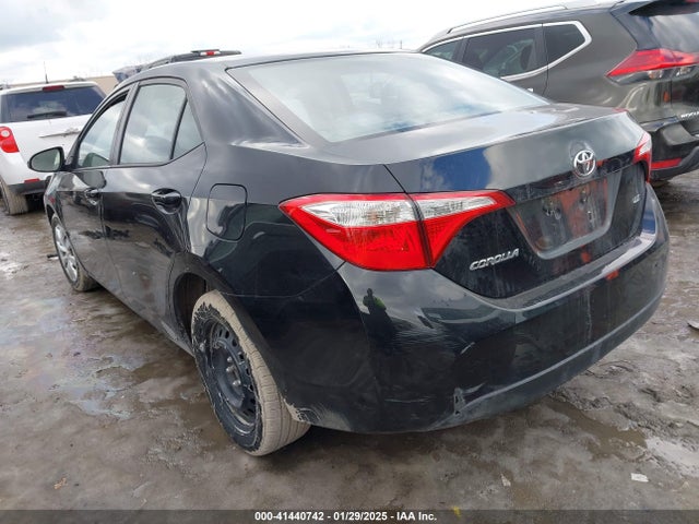 Toyota COROLLA LE 2016 5YFBURHE2GP551855 Image 3