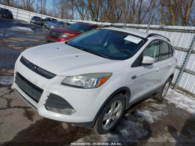 Ford ESCAPE SE 2014 1FMCU9G90EUD45874 Image 2