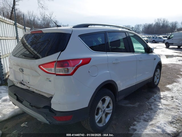 Ford ESCAPE SE 2014 1FMCU9G90EUD45874 Image 4