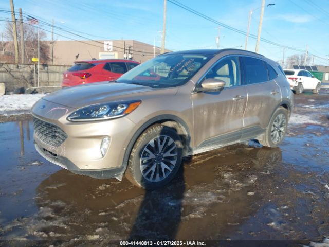 1FMCU9J9XLUA51971 Ford Escape Titanium
