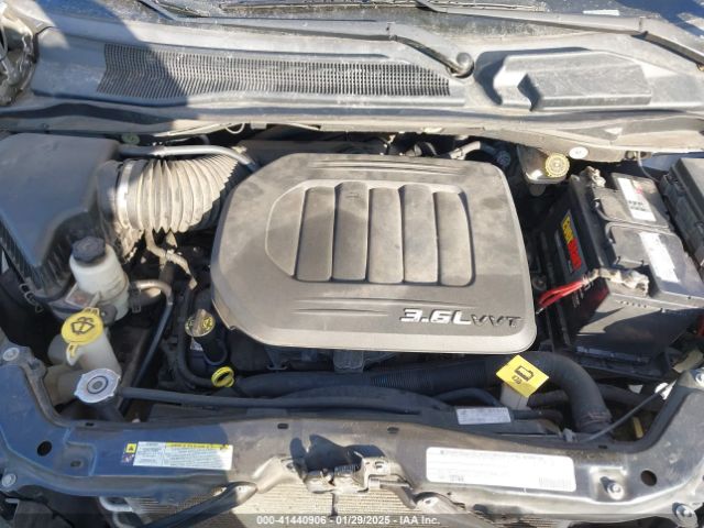 2011 CHRYSLER TOWN & COUNTRY 2A4RR5DG8BR623208 Photo 9