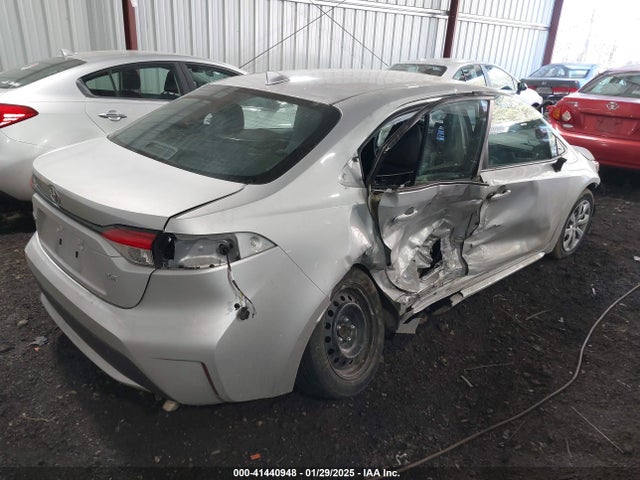 Toyota COROLLA LE 2021 5YFEPMAE5MP248355 Image 4