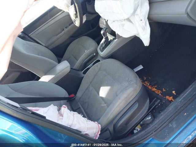 Hyundai ELANTRA SE 2017 5NPD84LF9HH059581 Image 5