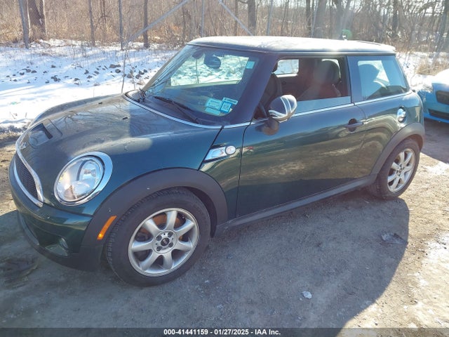2009 MINI COOPER S WMWMF73599TX40140 Photo 1