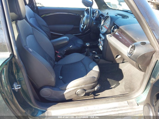 2009 MINI COOPER S WMWMF73599TX40140 Photo 4