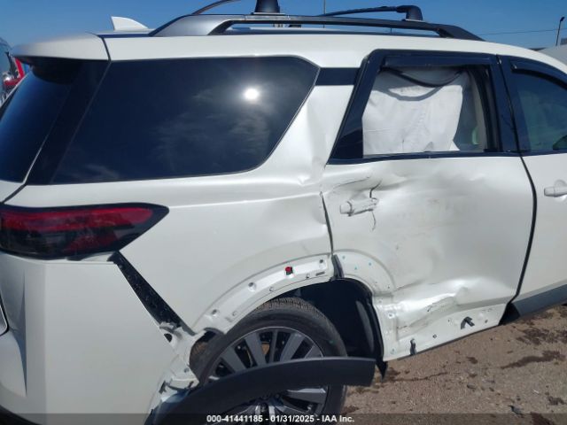 5N1DR3CB2RC266908 Nissan Pathfinder Sl Fwd