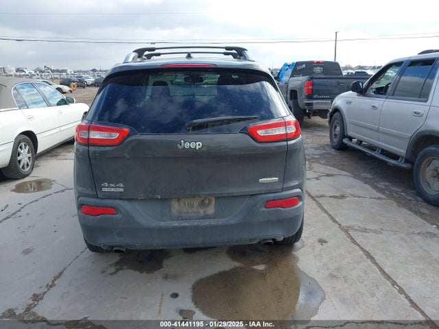 Jeep Cherokee Latitude 2014 1C4PJMCS7EW211264 Image 16