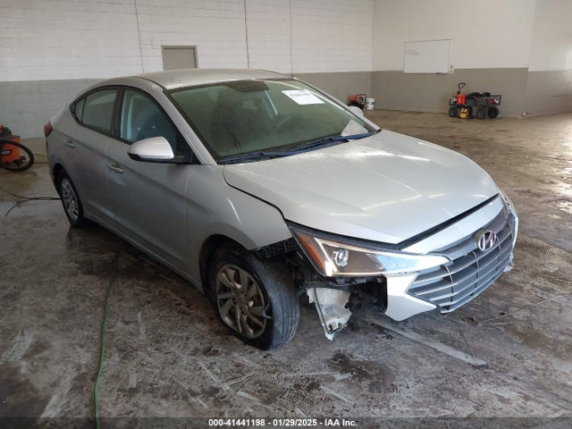 Hyundai ELANTRA SE 2019 5NPD74LF1KH406797 Image 1