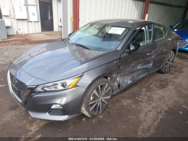 1N4BL4CV5NN319375 Nissan Altima Sr Fwd